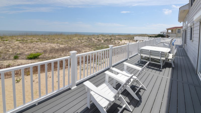 North End Charmer – Deck