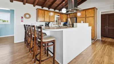 Pete's Peaks – Kitchen