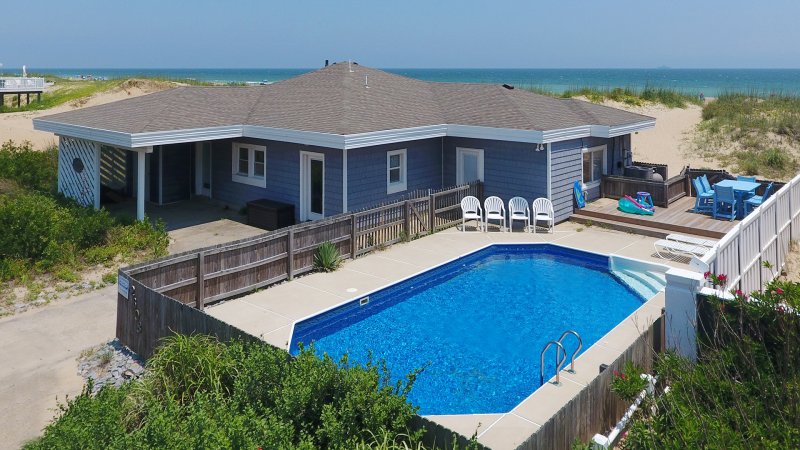 Endless Summer – Exterior