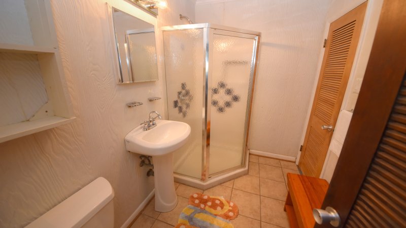 Endless Summer – Common Bath for BR1 and BR2