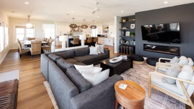 Silver Sands – Living Room