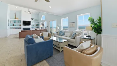 Atlantis – Living Room