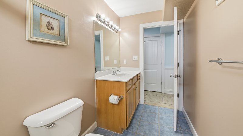 Atlantis – Common Bath for BR7 and BR8