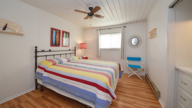 Crabby Pelican – Bedroom 4