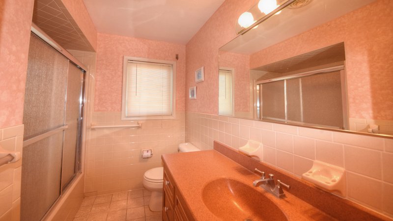 Swept Away – Common Bath for BR3 and BR4