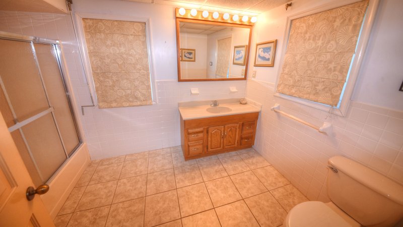 Swept Away – Private Bath for BR5