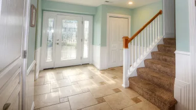 Fruit of Labor – Foyer