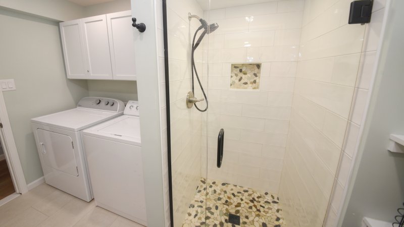 Cavalier – Common Bath for 1st Floor