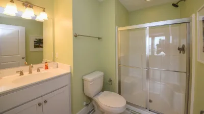 Dune R Thing – Private Bath for BR2