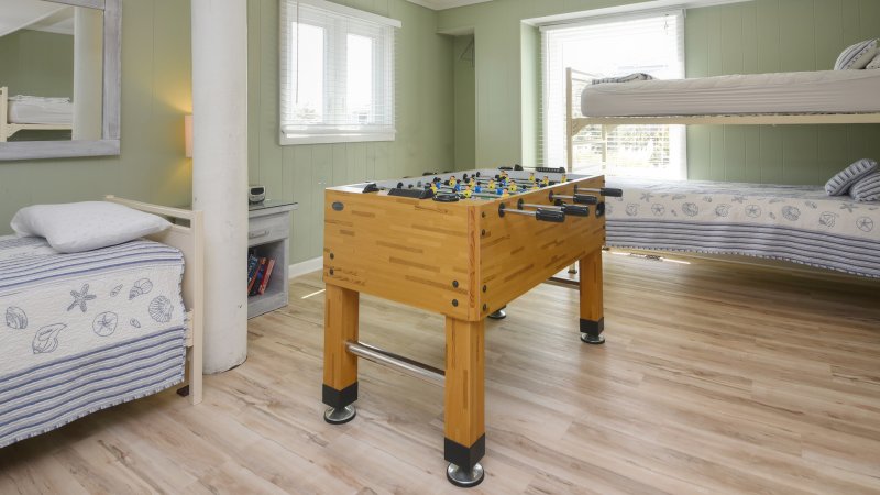 A Fanta Sea – Foosball