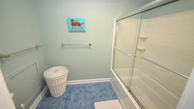 A Fanta Sea – Private Bath for BR1