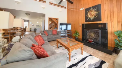 Rising Sun – Living Room