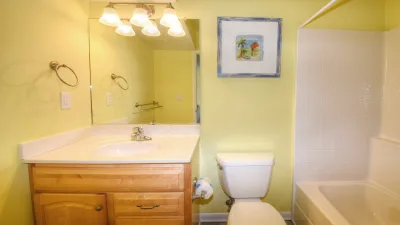 Panorama – Private Bath for BR1