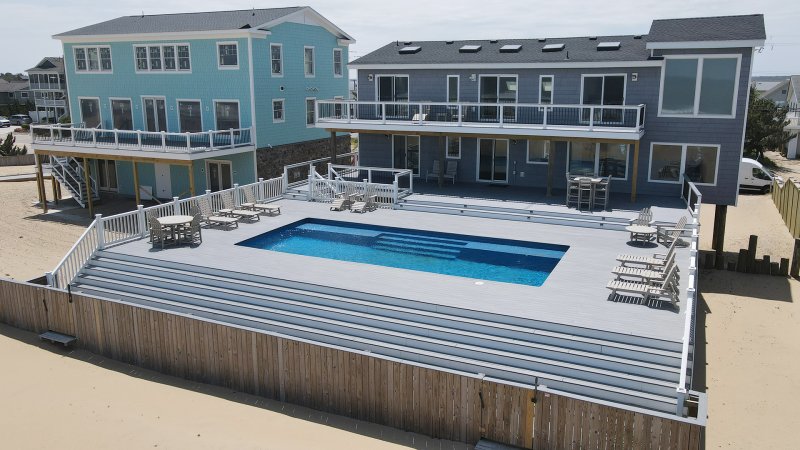 SonTan Lowtion – Exterior