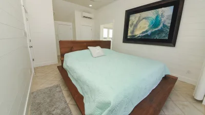 SonTan Lowtion – Bedroom 1