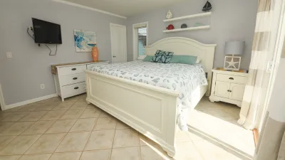 SonTan Lowtion – Bedroom 5