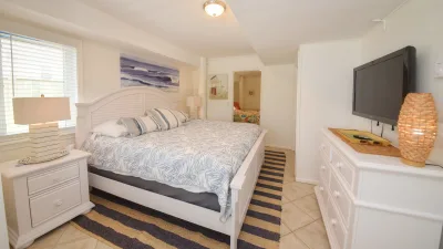 SonTan Lowtion – Bedroom 6