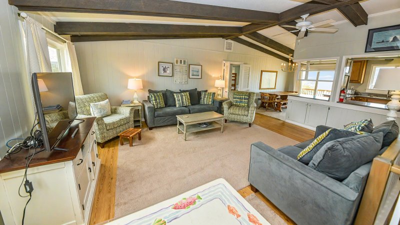 BeachComber – Living Room