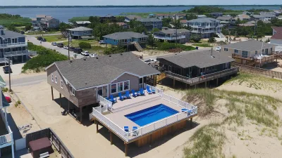 Healing Waters – Pool