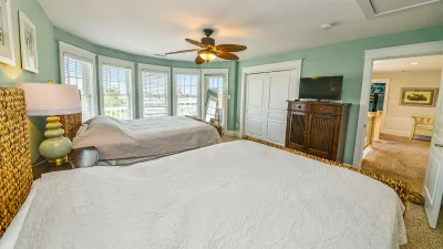 The Tides – Bedroom 4