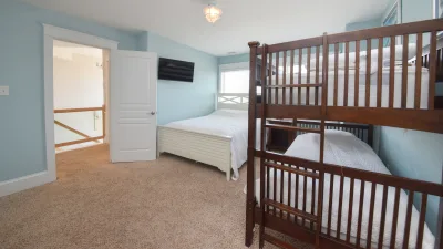 The Tides – Bedroom 5