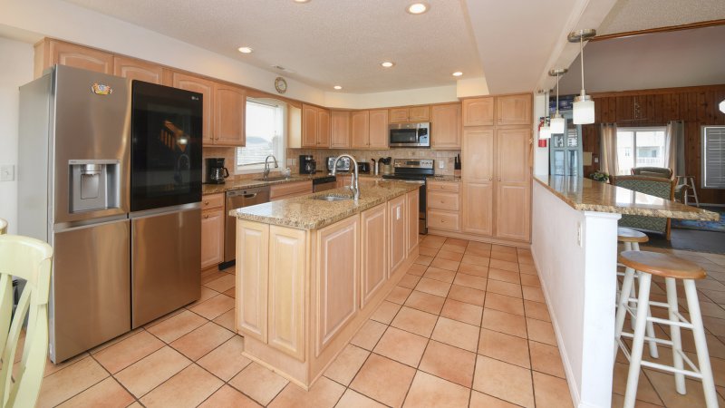 Queen O' Sea – Kitchen