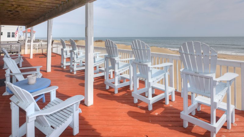 Queen O' Sea – Deck