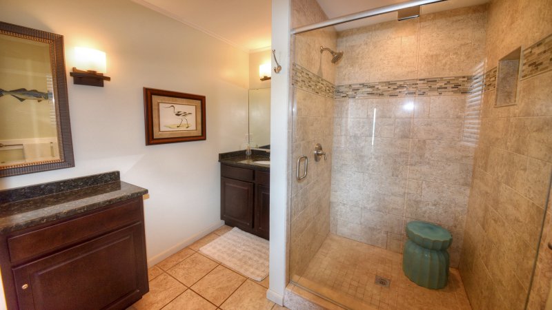 Queen O' Sea – Private Bath for BR2