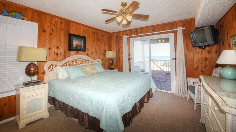 Queen O' Sea – Bedroom 4