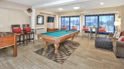 No Comparison Oceanfront – Rec. Room