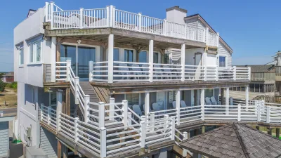No Comparison Oceanfront – Pool