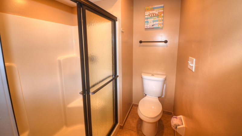 No Comparison Oceanfront – Private Bath for BR4