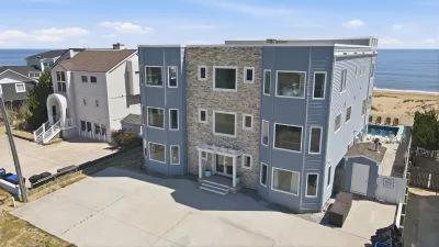 Atlantic Dreamin' – Exterior