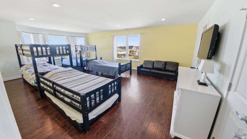 Atlantic Dreamin' – Bedroom 5