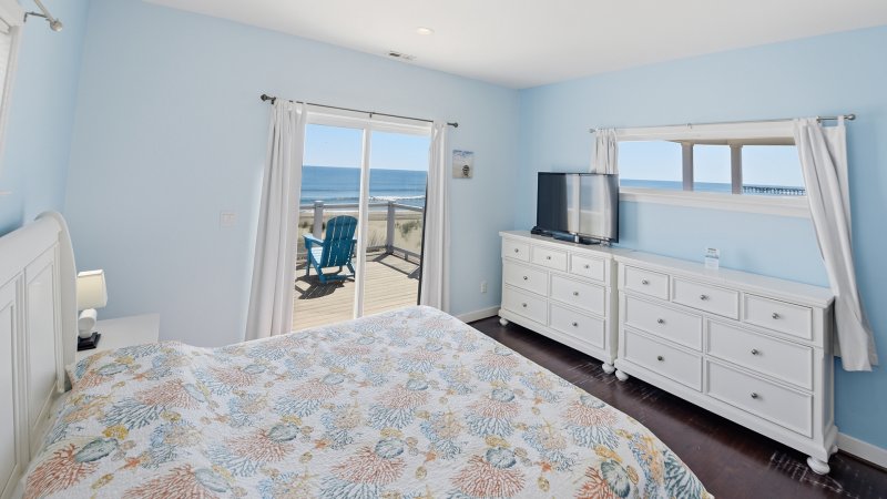 Atlantic Dreamin' – Bedroom 6
