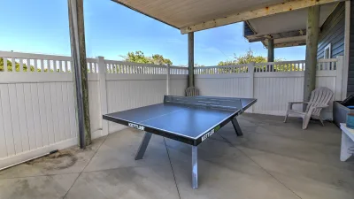 Captain Jack's – Ping Pong