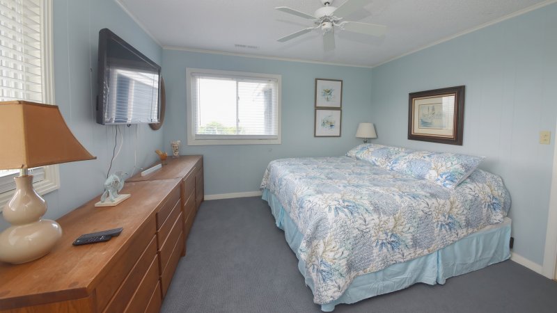 Captain Jack's – Bedroom 1