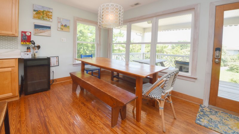 Double Vision – Dining