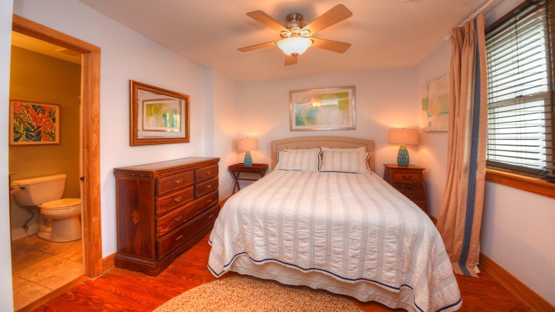 Double Vision – Bedroom 1