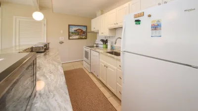 Byrd Song – Kitchen