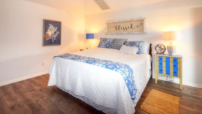 Sandgroper – Bedroom 1
