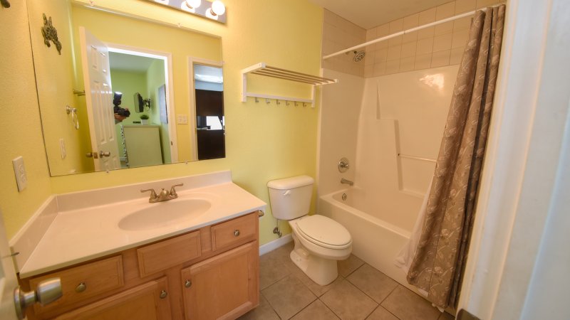 Forever Family – Common Bath for BR4 and BR5