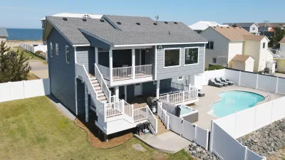 Dune Our Thing – Pool and Hot Tub