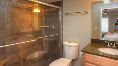 Dune Our Thing – Private Bath for BR5