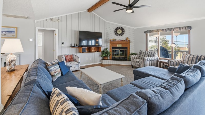 Dolphin View – Living Room