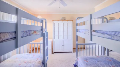 The Shining Isle – Bedroom 4