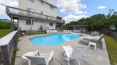 Double Dolphin – Pool
