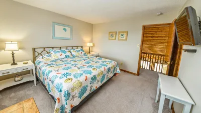 Double Dolphin – Bedroom 1