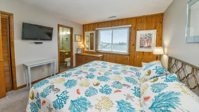 Double Dolphin – Bedroom 1