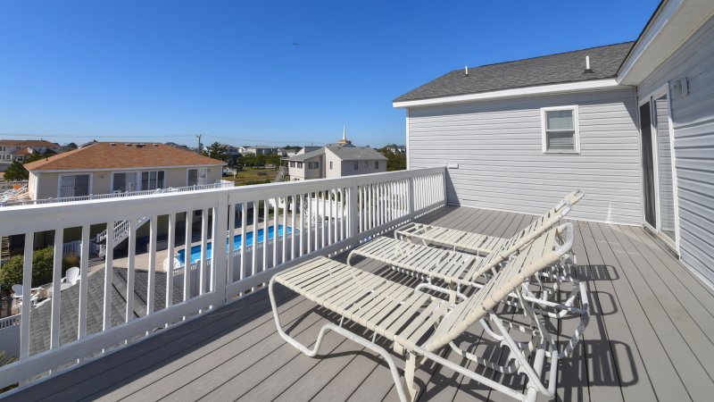 Sea Breezes – Deck